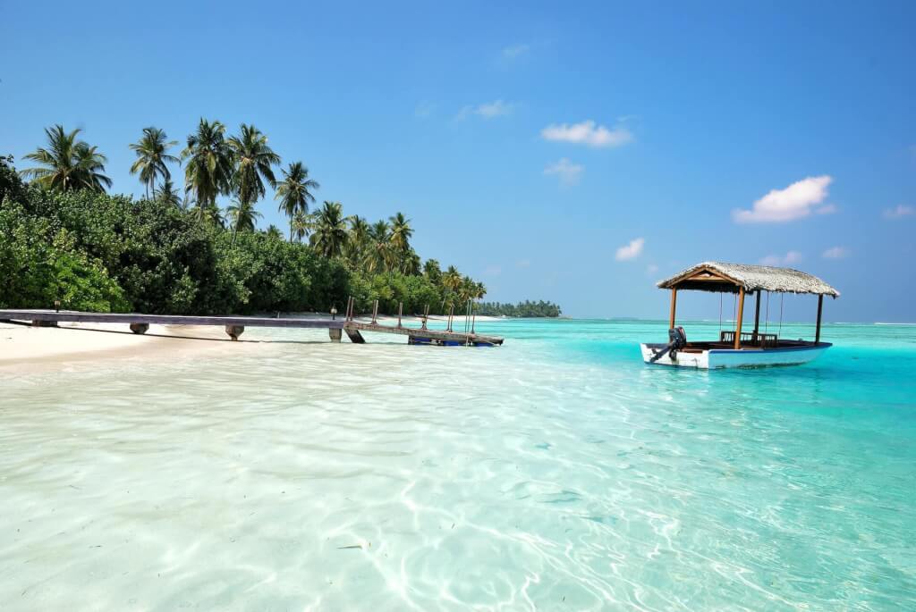 Maldives: a Paradise In Indian Ocean. Image: Collin Watts, Unsplash.