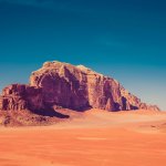 Wadi Rum. Gambar: Rita, Unsplash.